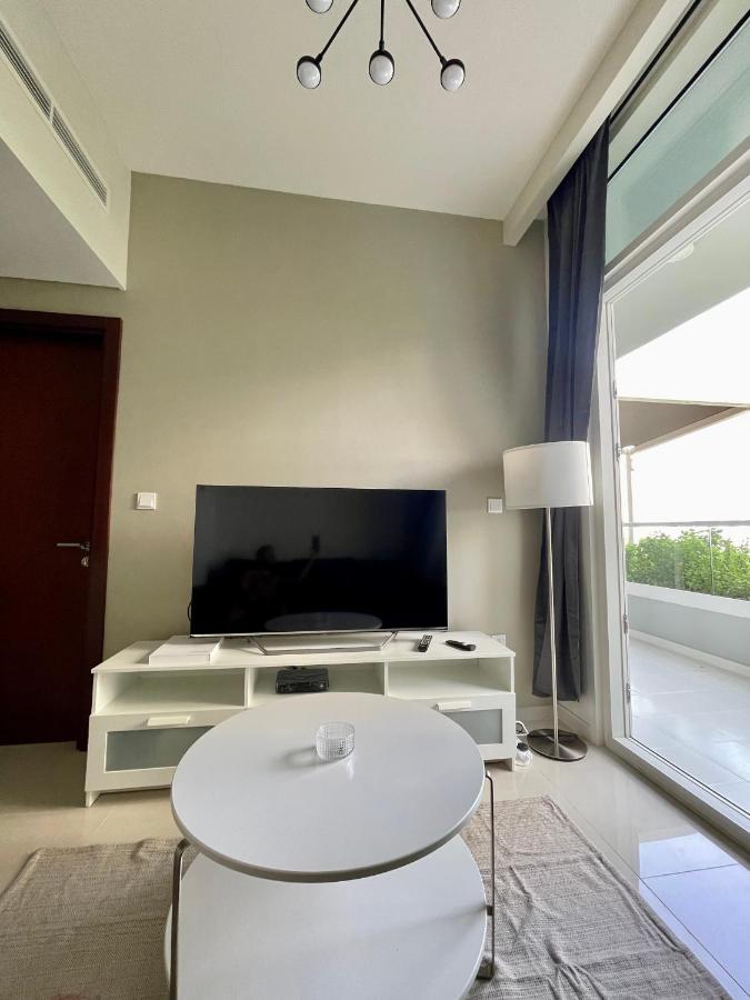 Wonderful Reva Aparthotel Downtown Dubai Exterior photo
